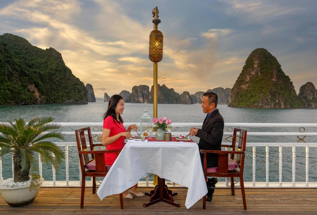 הלונג Heritage Line Violet Cruise - Halong Bay & Lan Ha Bay מראה חיצוני תמונה